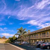 New Star Inn. El Monte, CA - Los Angeles