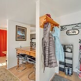 Ketchum Vacation Rental - Hike, Ski & Explore!
