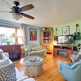 Peaceful Necedah Retreat: 3 Mi to Lakes!