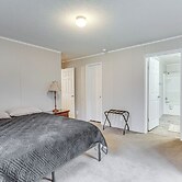 Pet-friendly Home ~ 10 Mi to Hocking Hills!