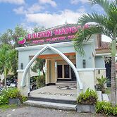 Capital O 93391 Golden Manggis Hotel Near SMKN 1 Lingsar