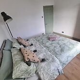 Elegant 4-bed House in Dartford