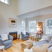 Airy West Cape May Cottage < 1 Mi to Beach!