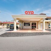 OYO 44094 Bangi Lanai Hotel