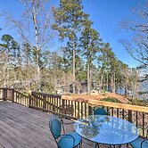 Luxe Lake House on Deep Water Cove w/ Dock