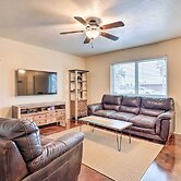 Sunny Tucson Abode w/ Fire Pit 9 Mi to U of A