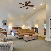 Cozy Portland Studio w/ Electric Fireplace