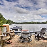 Waterfront Gem on Lake Sinclair With Boat Dock!