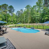 Newnan Vacation Rental w/ Pool & Pickleball Court!