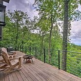 Luxe Jasper Cabin w/ Deck + Blue Ridge Mtn Views!