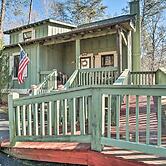 Outdoor Adventure - Charming Cabin w/ Hot Tub