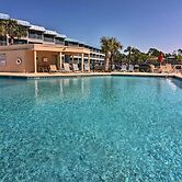 Breezy Tybee Island Condo - 100 Yards From Beach!