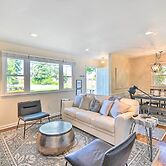 Charming Hampton Home w/ Yard: 2 Mi to Beach!