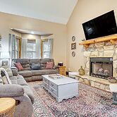 Spacious Home in Helen w/ Porch & Balcony!