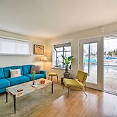 Portland Floating Home Getaway w/ Sauna!