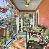 2 Mi to French Quarter: Nola Getaway w/ Porch!