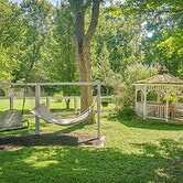 Nashville Getaway w/ Gazebo, 11 Mi to Downtown!