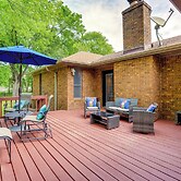 Memphis Vacation Rental Getaway w/ Large Deck
