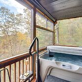 Lakemont Mountain Cabin w/ Game Room & Hot Tub!
