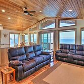 Waterfront Apt w/ Mtn View, Walk Into Town!