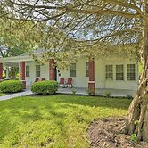 Hampton Sanctuary w/ Fire Pit & Fenced Yard!