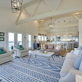 Lakefront Nola Home w/ Hot Tub & Views!