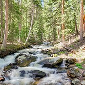 Riverside Colorado Cabin w/ Deck & Hot Tub
