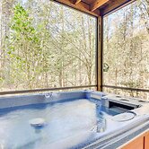 Hot Tub & Game Room: Blue Ridge Getaway