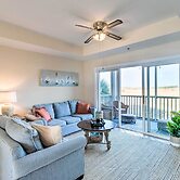 Breezy Darien Condo w/ Tranquil Marsh Views!