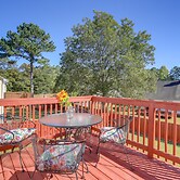 Spacious Georgia Home w/ Deck, Grills & Fireplace!