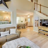 Peaceful Ellijay Home w/ Deck - Hike & Fish!