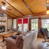 Mountaintop Ellijay Cabin w/ Private Hot Tub