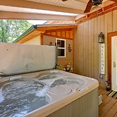 Near Main Street w/ Hot Tub: Retreat in Hiawassee!