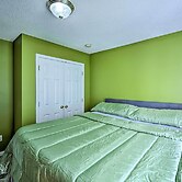 Spacious Acworth Home w/ Deck ~ 1 Mi to Lake