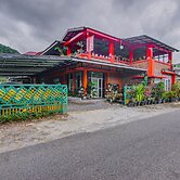 OYO 90506 Bunga Sonsang Homestay Syariah