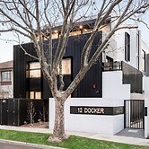 Docker St Elwood Apartments by UrbanRest