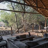 Mashatu Tent Camp - Mashatu Game Reserve