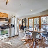 Pet-friendly Florissant Cabin w/ Fire Pit!