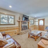 Pet-friendly Florissant Cabin w/ Fire Pit!