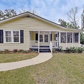 Dtwn St Marys Home Near Waterfront: Pets Welcome!