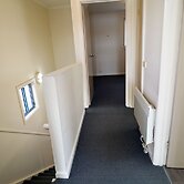 Captains Cove Resort - Waterfront Apartment