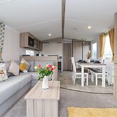 Lazy Dayz Lodge
