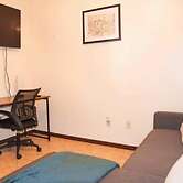 3BD 2BT Town Suite Minutes Away Medical Center