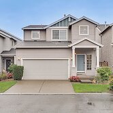 Hillsboro Vacation Rental ~ 19 Mi to Portland!