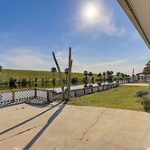Sun-soaked Okeechobee Retreat w/ Canal Views!