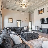 Florence Vacation Rental w/ Rooftop Deck!