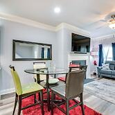 Atlanta Home w/ Patio, 8 Mi to Downtown + Aquarium