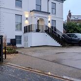 Lovely 3-bed Apartment in Altrincham