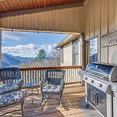 Mountain-view Georgia Cabin w/ 2 Decks