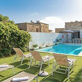 Ta'patee Pool Farmhouse in Gozo